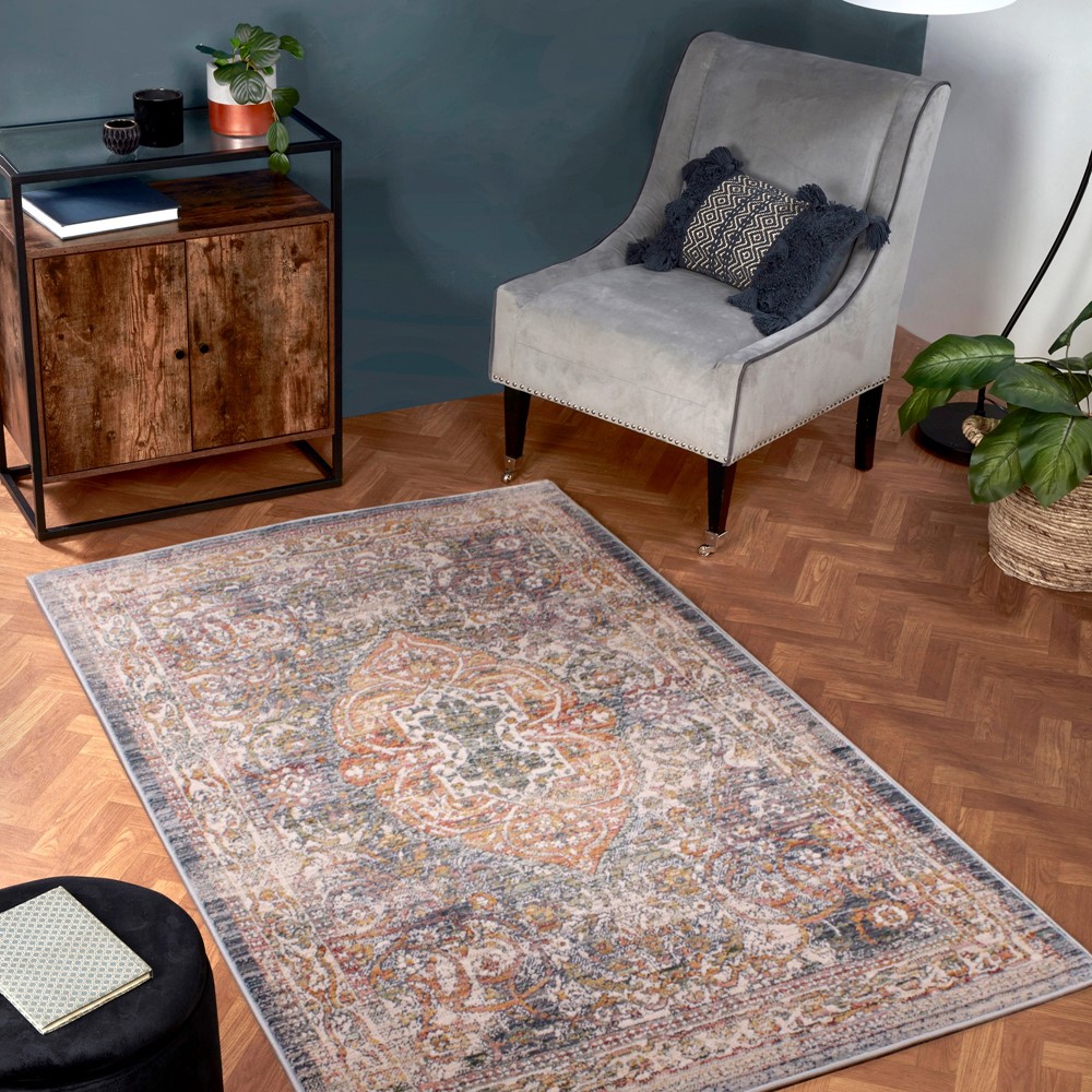 Nova 8881 Traditional Rugs in Dark Blue